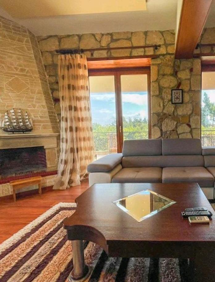Villa George أفيتوس المظهر الخارجي الصورة